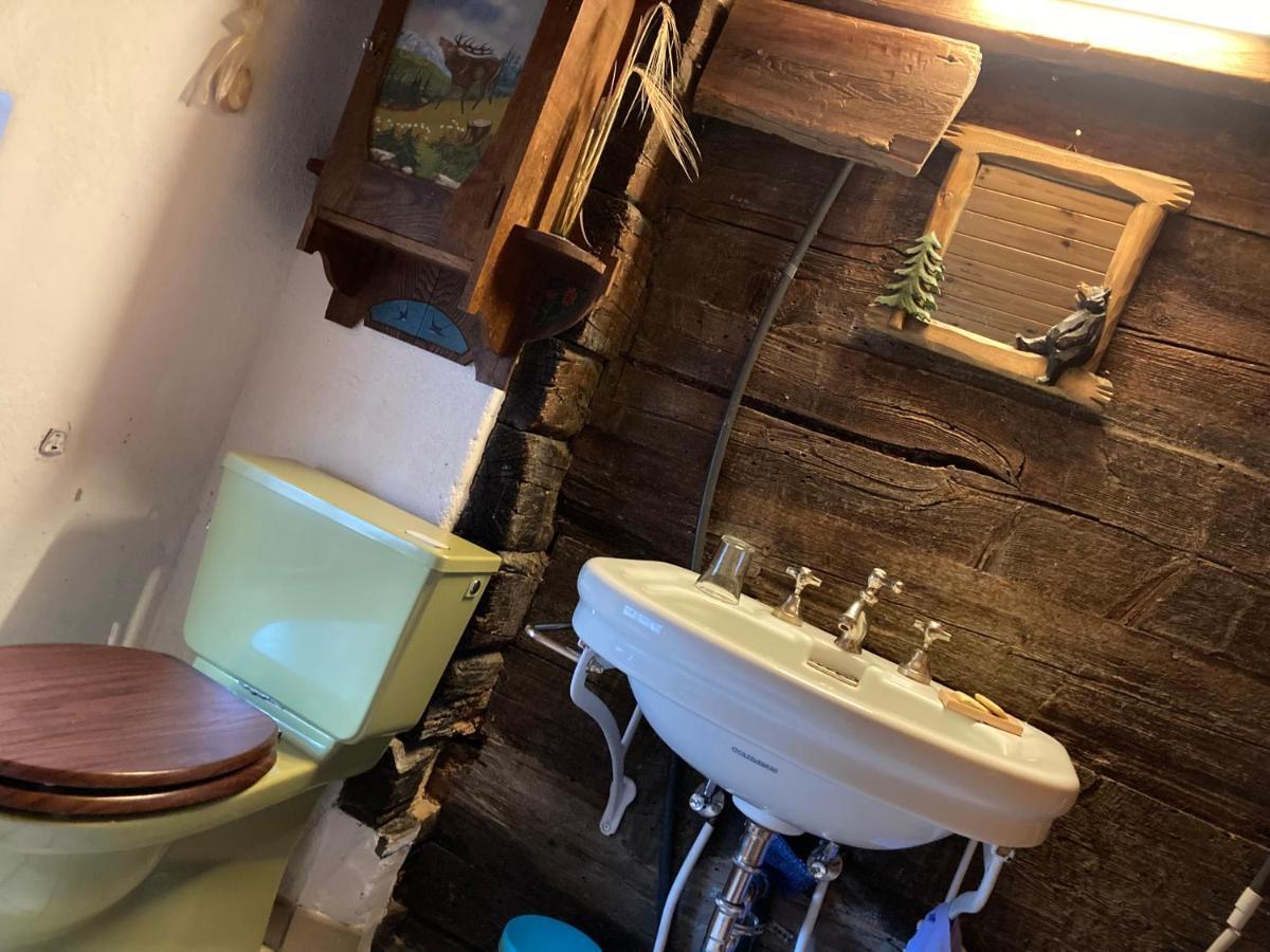 Chalet La Paz With Hotpot And Sauna Villa Torbel Bagian luar foto