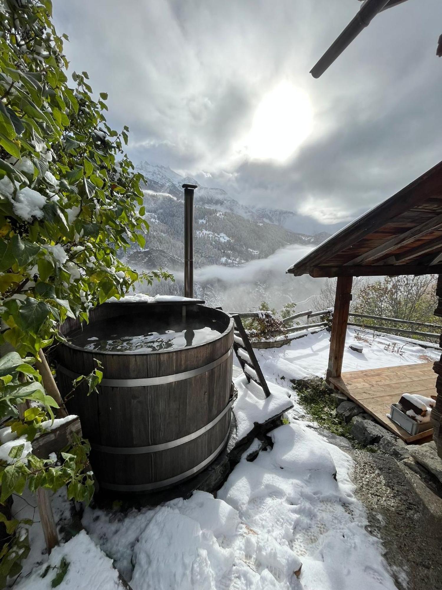 Chalet La Paz With Hotpot And Sauna Villa Torbel Bagian luar foto